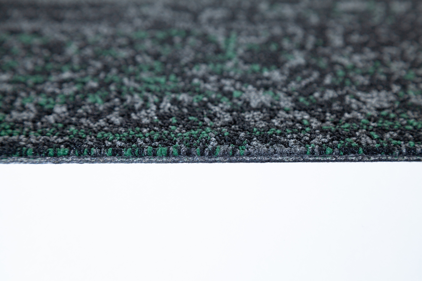 Ковровая плитка Associated Weavers Marathon Tile цвет 92 1000×250×6